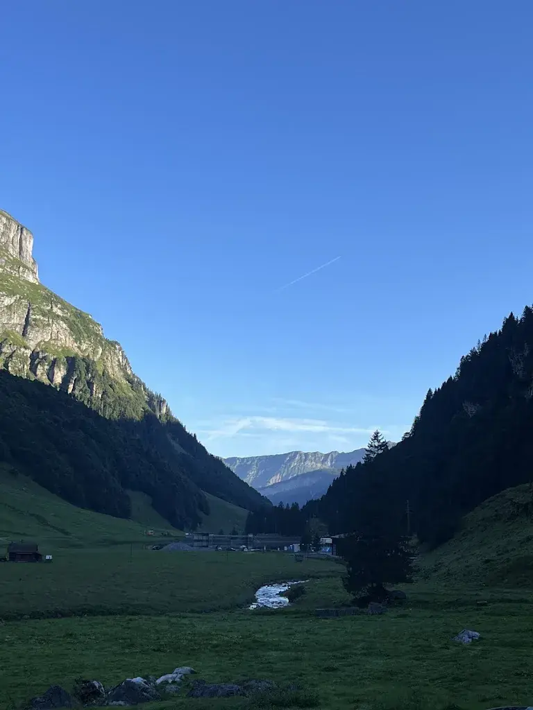 Rebi Kaufmann_Bergwirtschaft Sahli-Alp_Bisisthal_review