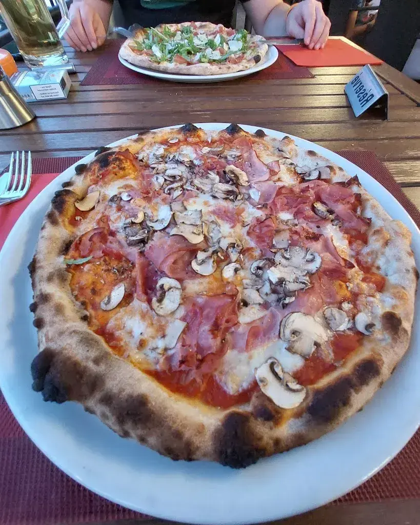 Loredana Cojocaru_Ristorante Pizzeria BuonGustaio_Morschach_review