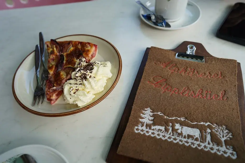 Amanda Weilenmann_Alpkäserei Lipplisbüel_Muotathal_Bewertung