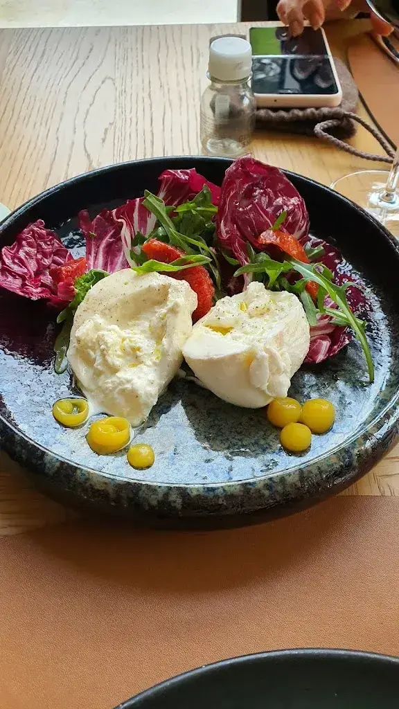 Sarah Mulyo_Cattani Restaurant_Engelberg_review