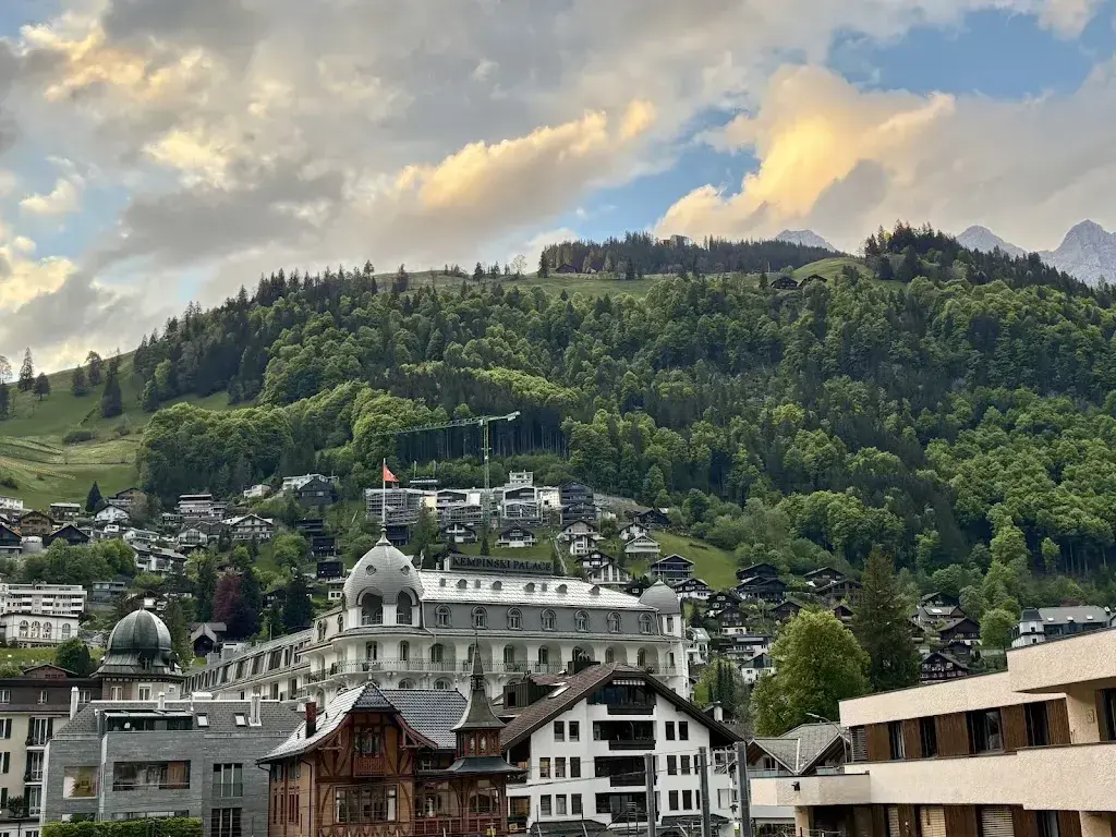 Devin Ragsdale_Ski Lodge Engelberg_Engelberg_review