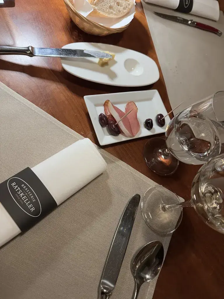 J Maung_Brasserie Ratskeller_Bern_review