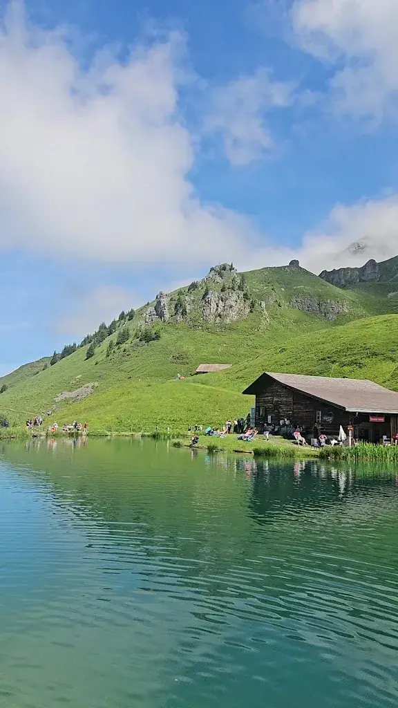 Inna Hudaya_Brunnihütte SAC_Engelberg_avis