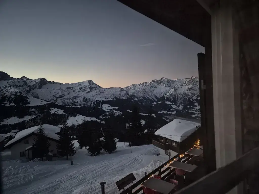 Regula Hostettler (Regina)_Restaurant Skihaus Edelweiss_Bürglen_avis