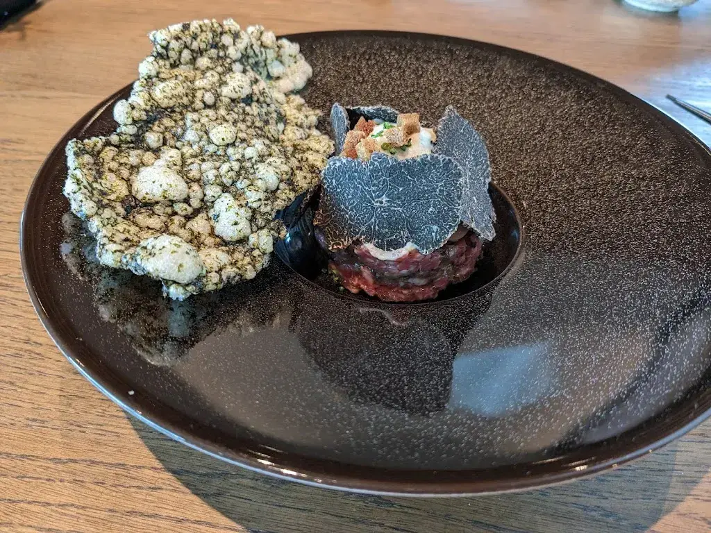 Markus Huebscher_The Japanese at Gütsch on 2400 m_Andermatt_review