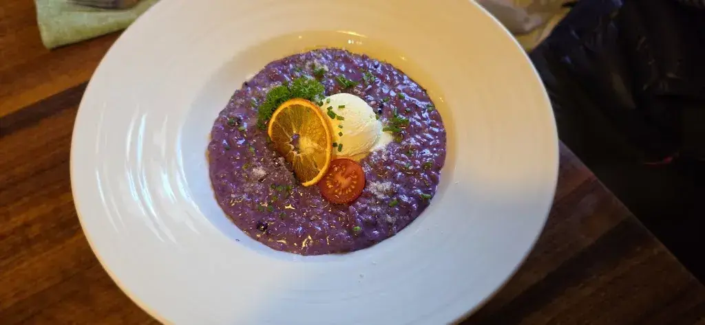 Irenetan288 Tan_Ustria Alpsu_Tujetsch_avis