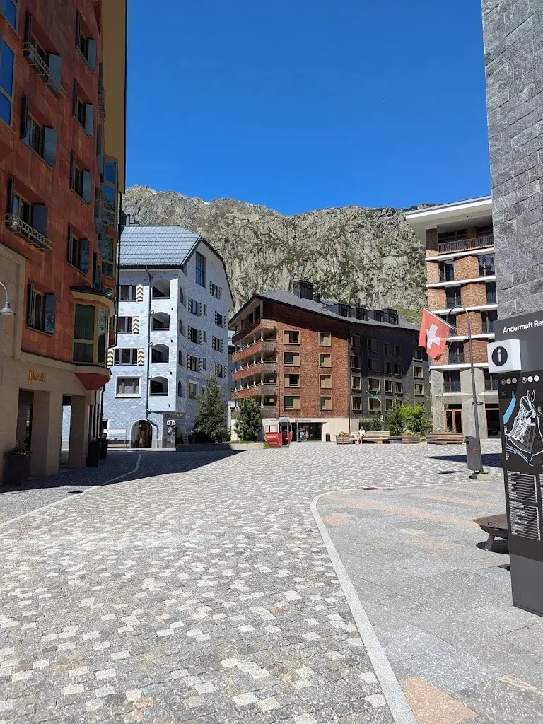 Maggie Salak_Radisson Blu Hotel Reussen, Andermatt_Andermatt_avis