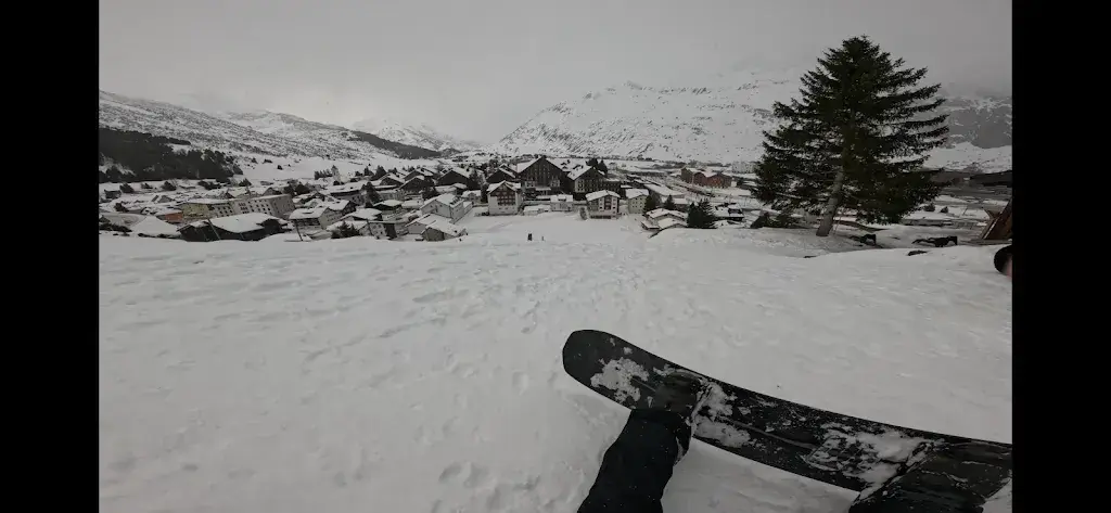 Logan Williams_Basecamp Andermatt_Andermatt_avis