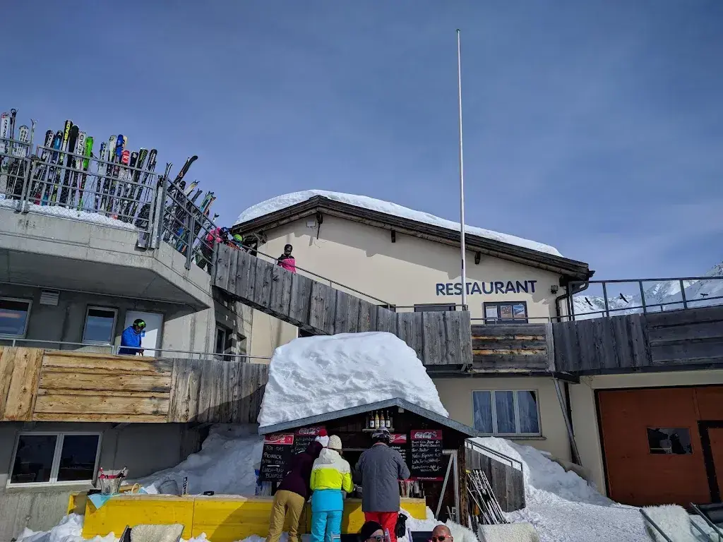 Andrew Telesco_Bergrestaurant NätschenArena_Andermatt_review