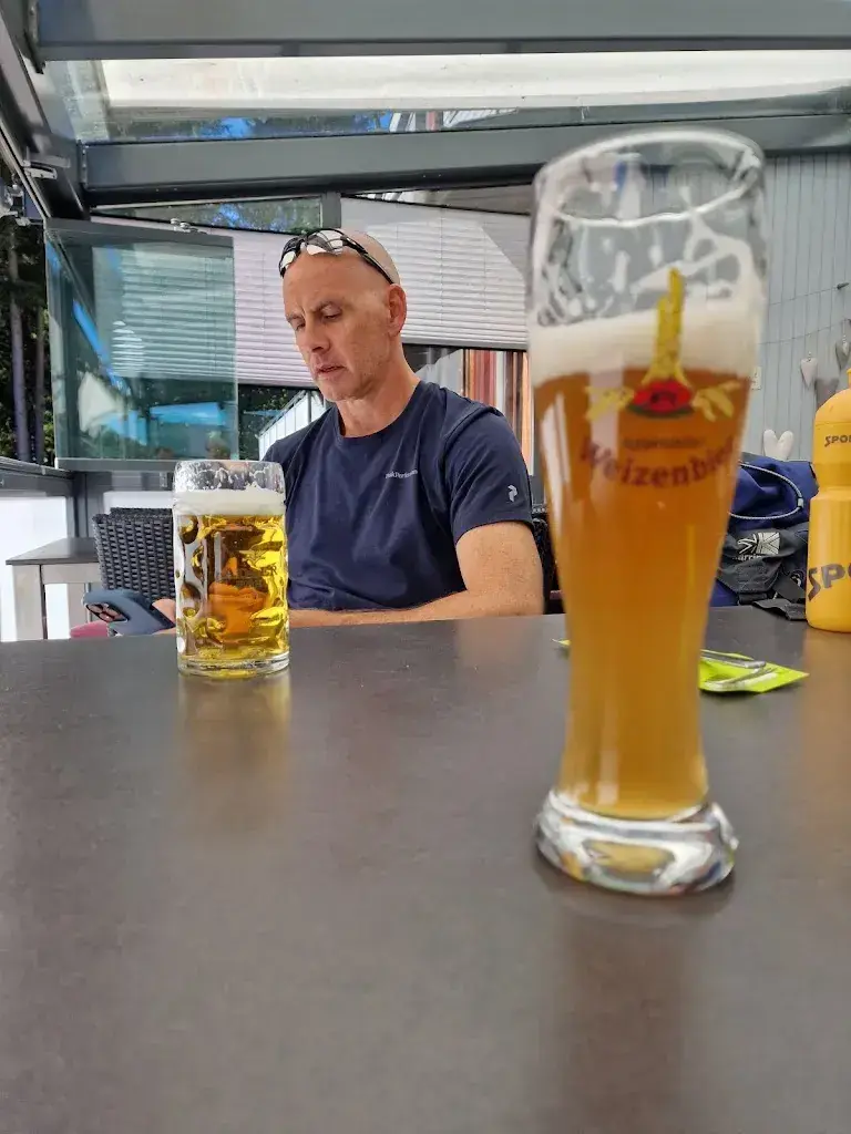 Adrian Gut_Gasthaus Sonne Urnerboden_Urnerboden_avis