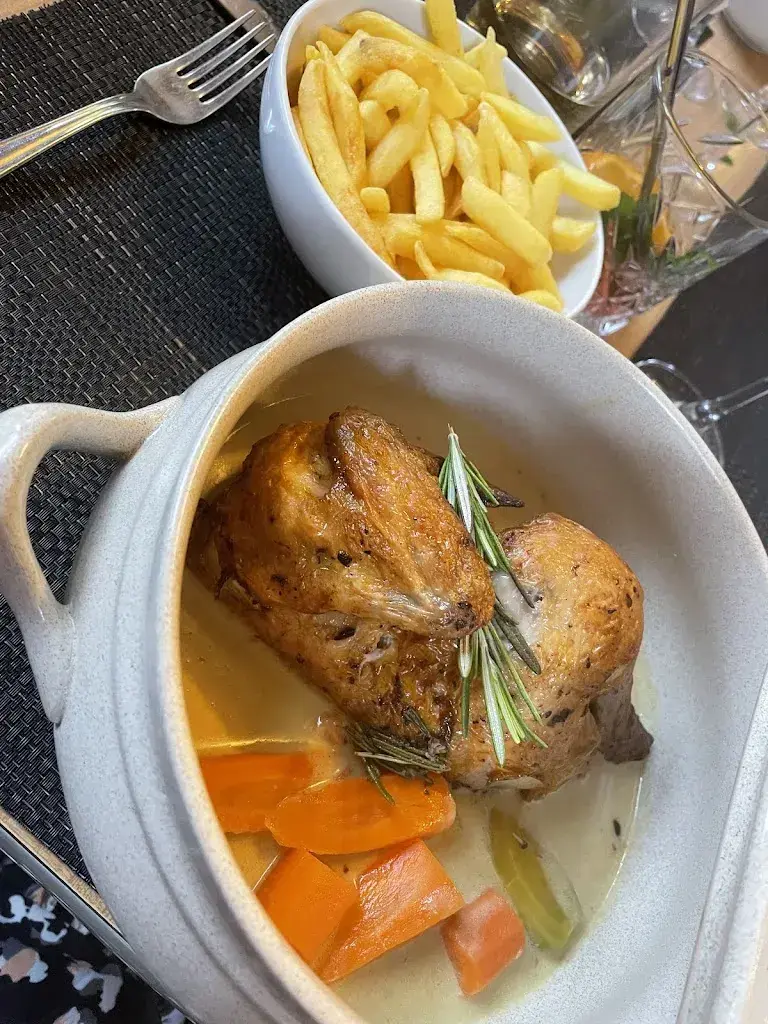 Menu_Hotel Restaurant Hirschen Asia_Erstfeld_image_9