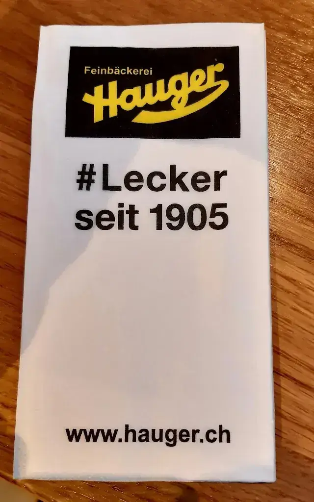 Nicole Friedel_Café Hauger_Erstfeld_avis