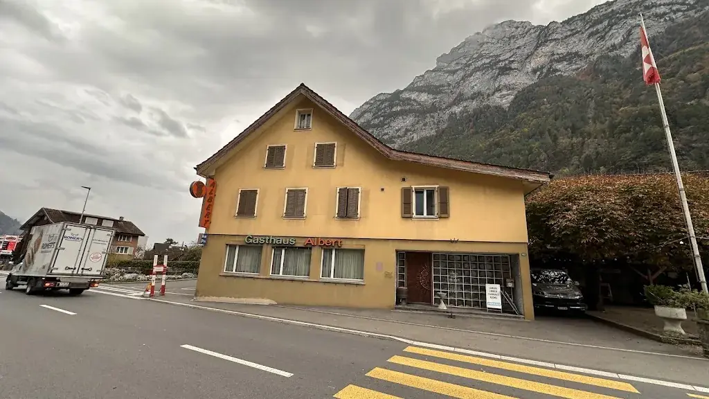 James Uk_Albert_Erstfeld_review