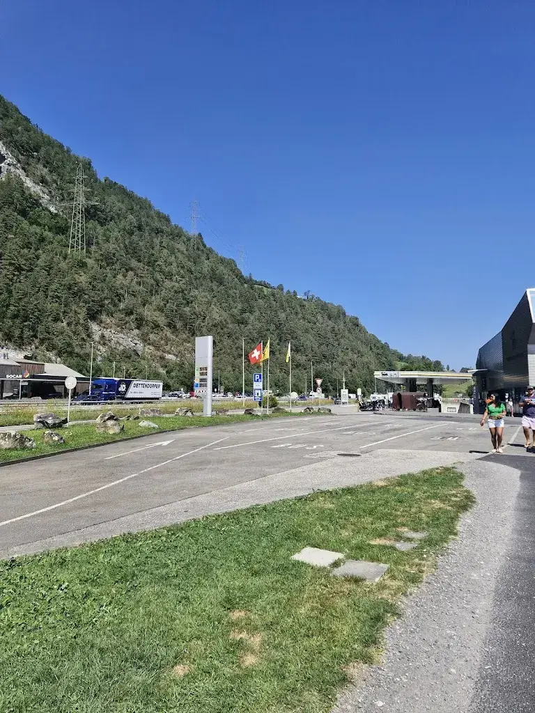 M Megh_Gotthard Raststätte Fahrtrichtung Nord_Schattdorf_avis