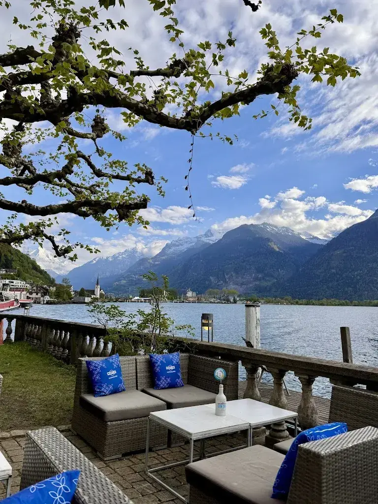 Alexandru Zavate_Apertura Sonnendeck_Flüelen_recensione