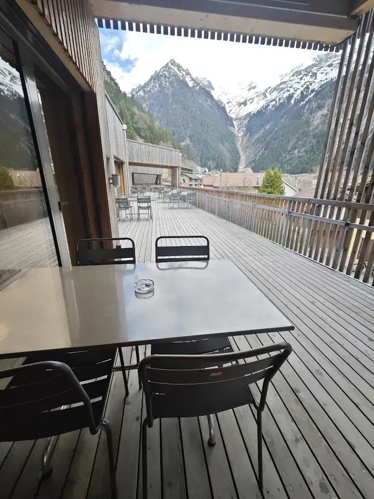 Emanuele Lorenzoni_Kantine Breiti_Göschenen_avis