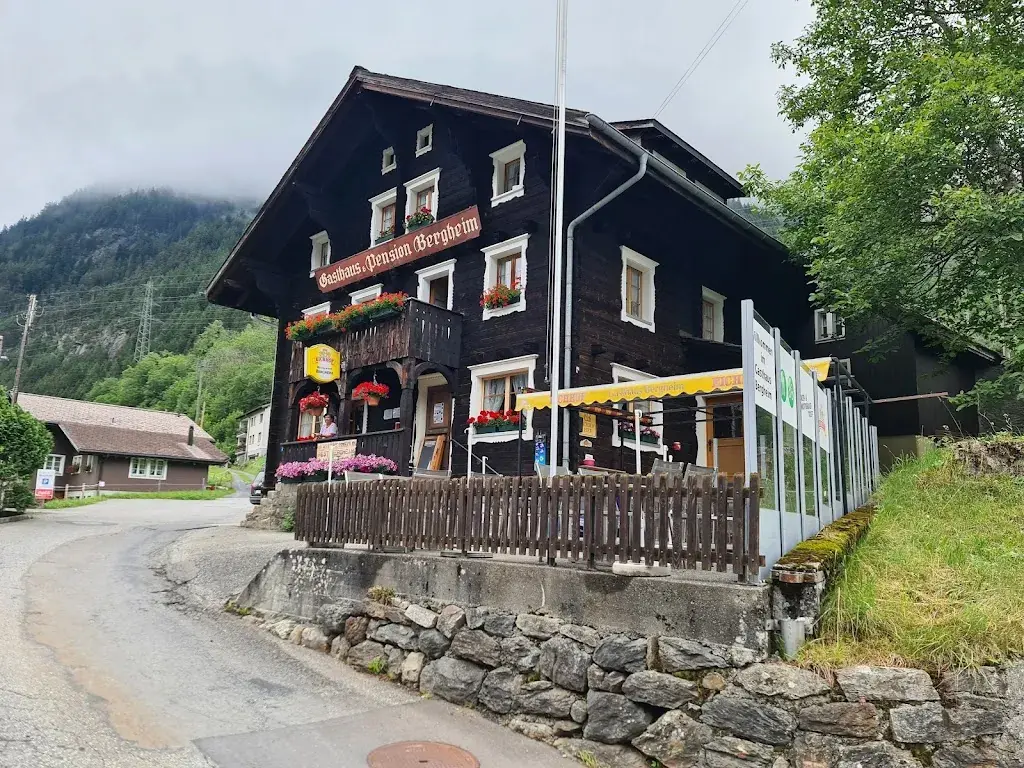 Arthi Bucher_Gasthaus Bergheim_Gurtnellen_review