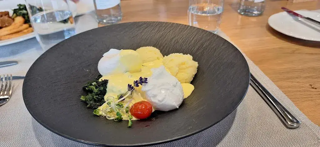 prabitha urwyler_Arcadia – Restaurant_Ittigen_review