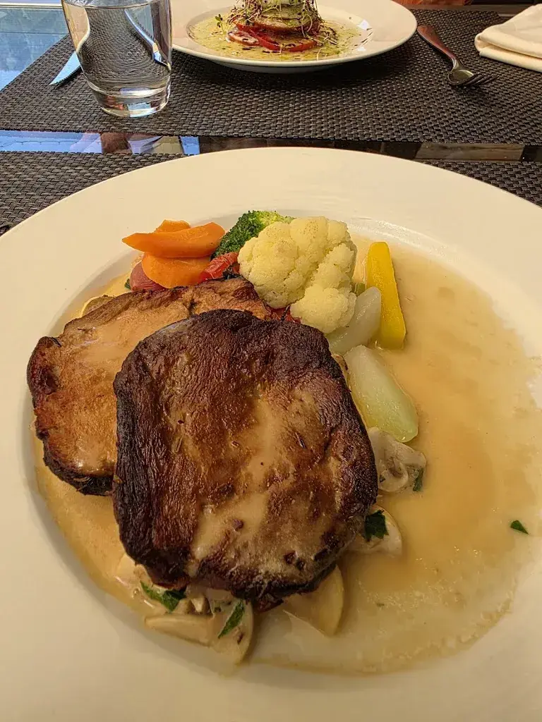 Arthi Bucher_Company Lodge AG_Seedorf_Bewertung