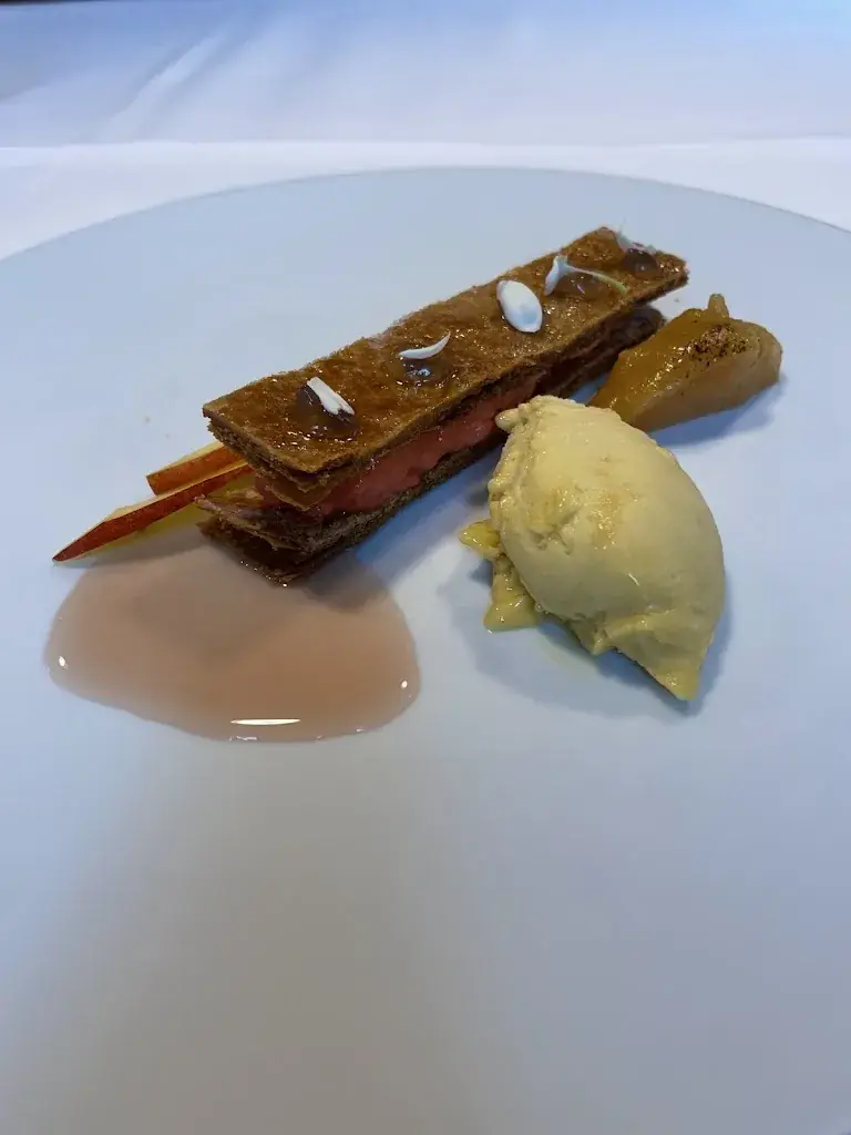 Emmanuel Felix_Zwyssighaus_Bauen_avis