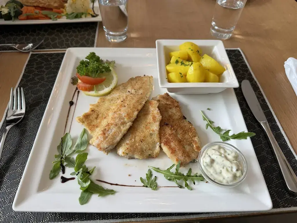 Bright Ko_Restaurant Bellevue_Ingenbohl_avis