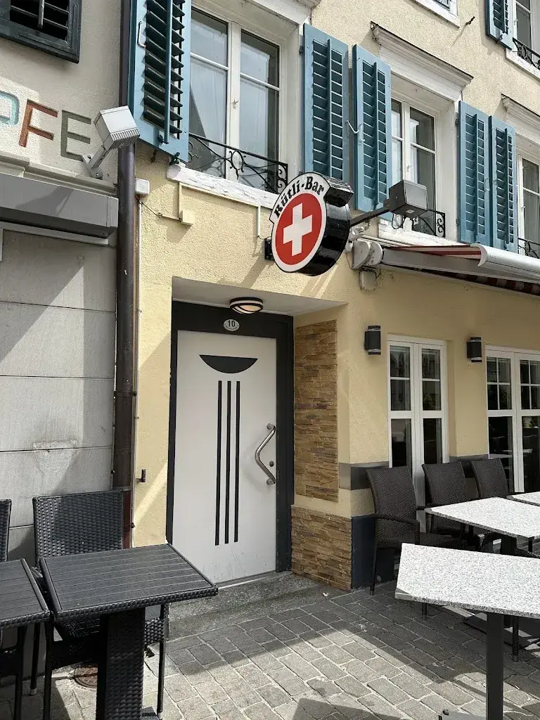 Christopher Hunter_Rütli Bar_Brunnen SZ_review