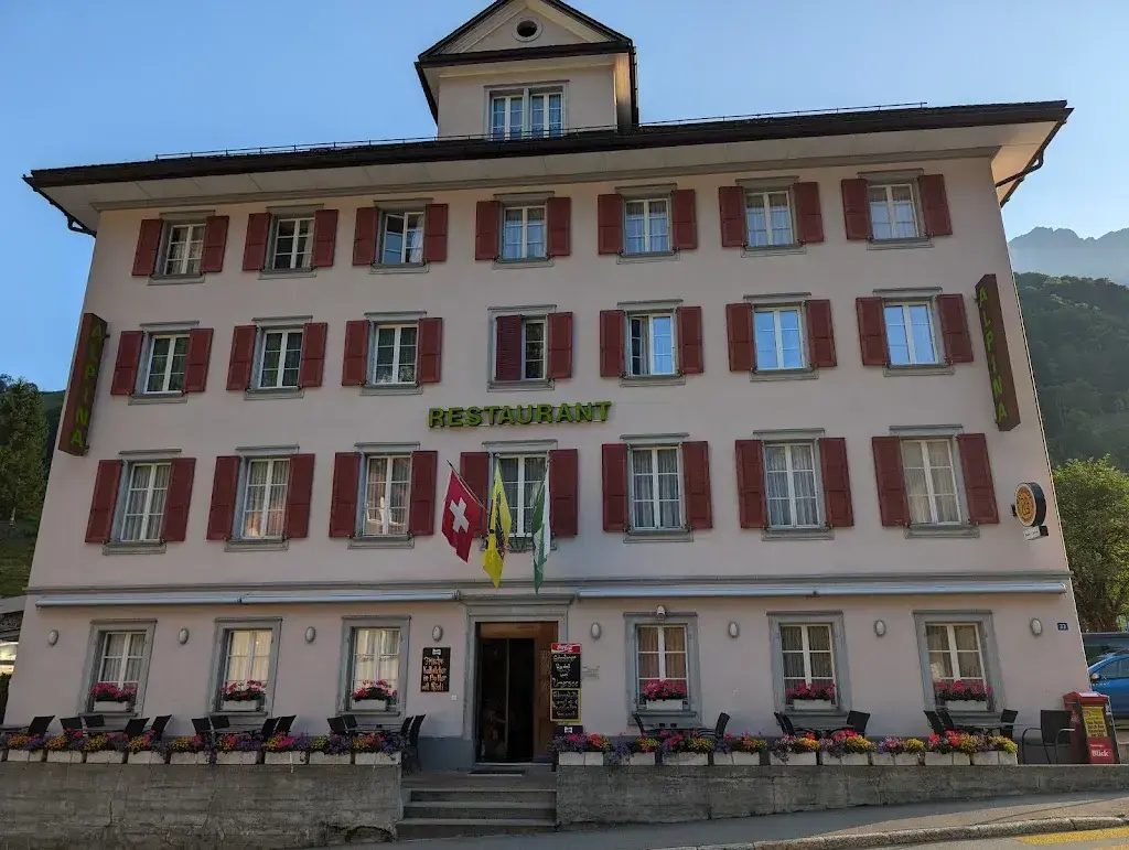 Sevie Sladkarova_Alpina_Unterschächen_avis