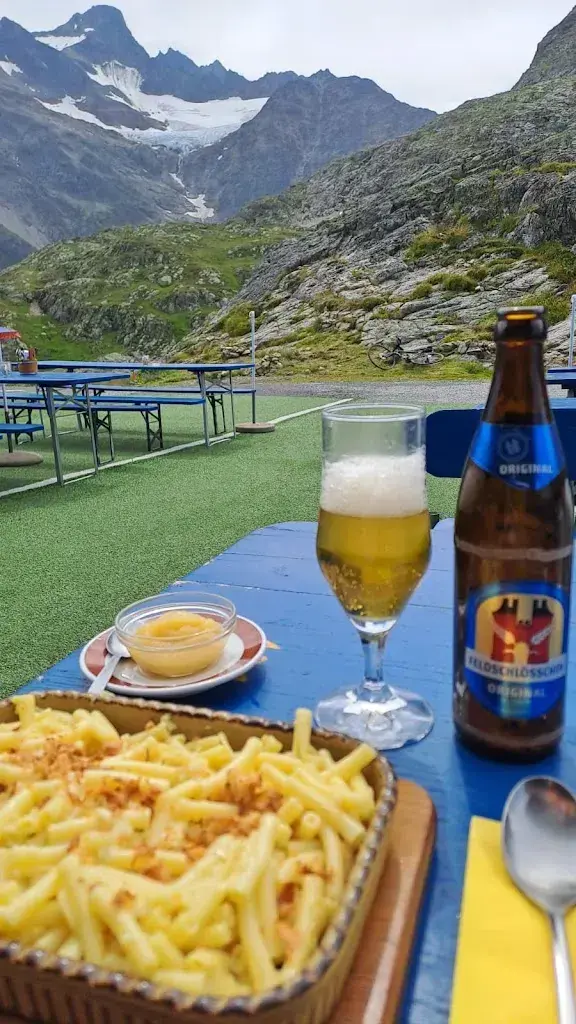 Ramon Perez_Berggasthaus Sustenpass Hospiz_Wassen_avis