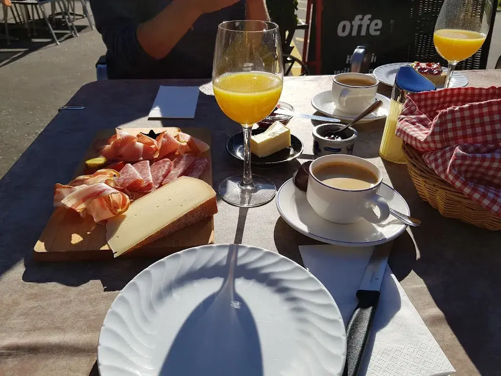 Menu_Sustenbrüggli_Meien_image_4