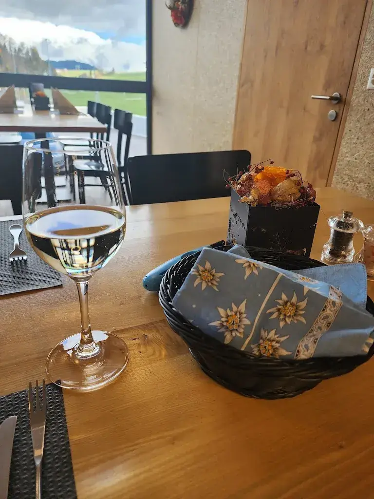 Niki M_Milchmanufaktur Einsiedeln_Einsiedeln_review