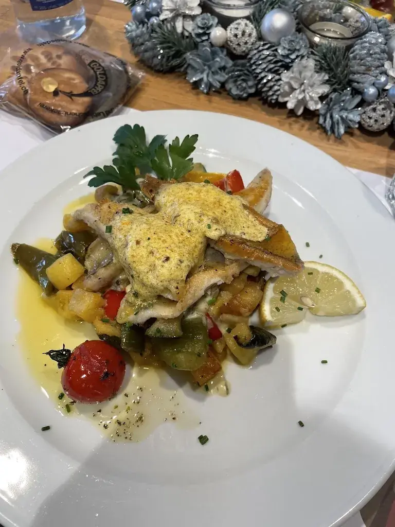 Joy_Pfauen_Einsiedeln_review