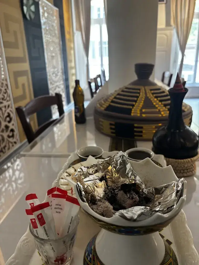 Dawit Beyene_Erina Gastro gmbh Eritreärshe und ätiopische restaurant_Einsiedeln_review