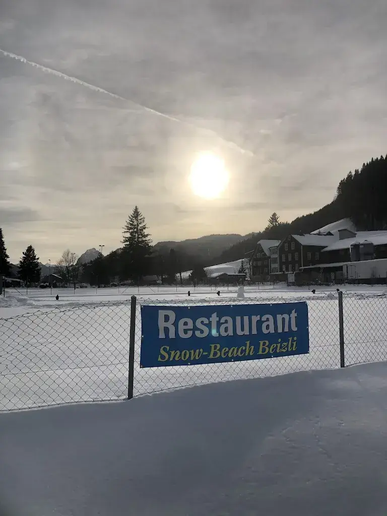 TF_Snow Beach Beizli_Einsiedeln_review