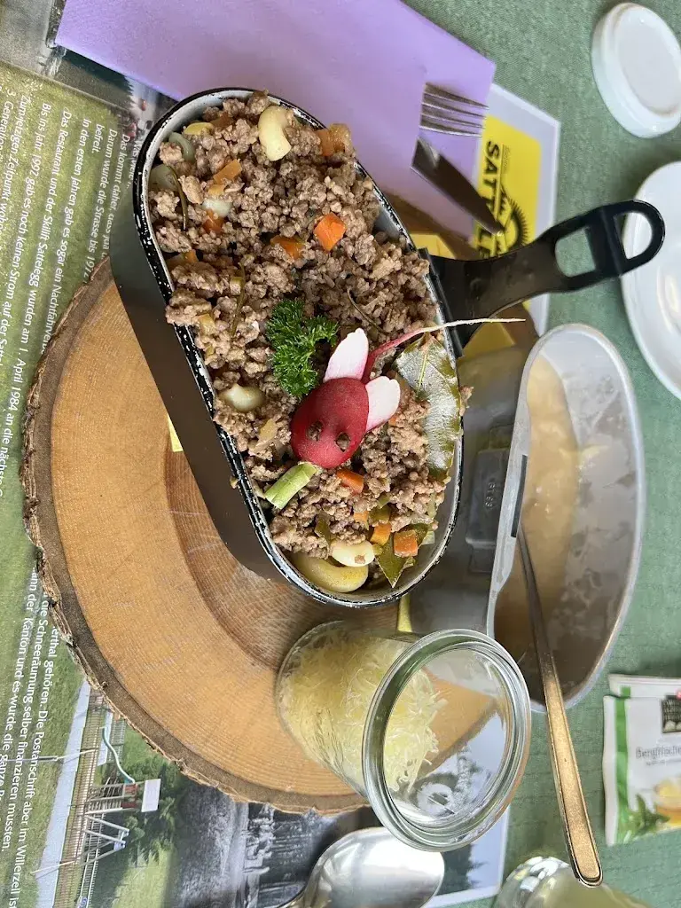 Manu Ng_Bergrestaurant Sattelegg_Willerzell_review