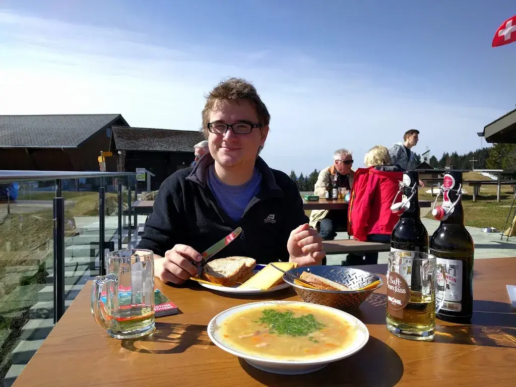 Stella Viktoria Schieffer_Alpwirtschaft Gueteregg_Willerzell_recensione