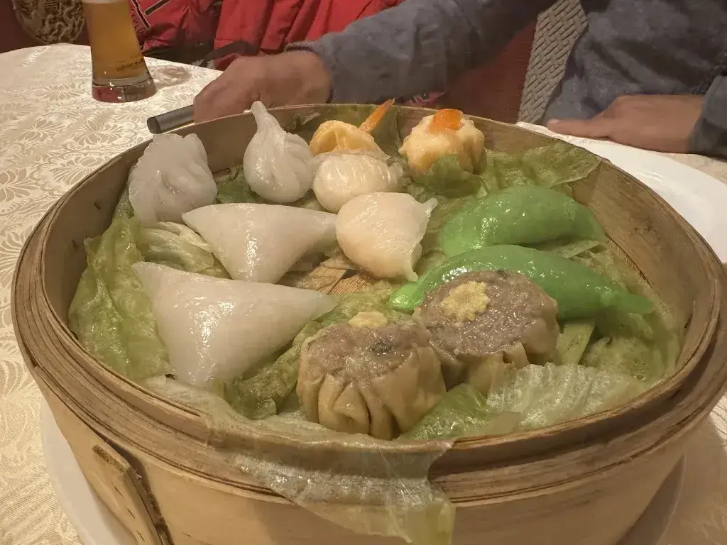 Heike Schminke_Macao China Garden_Wollerau_review