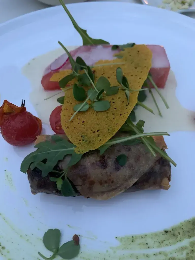 Pablo Perversi_Pyramide Restaurant by ITAKI & Event Location_Wollerau_review