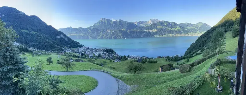 Marek Šuščák_Restaurant Platten_Gersau_avis