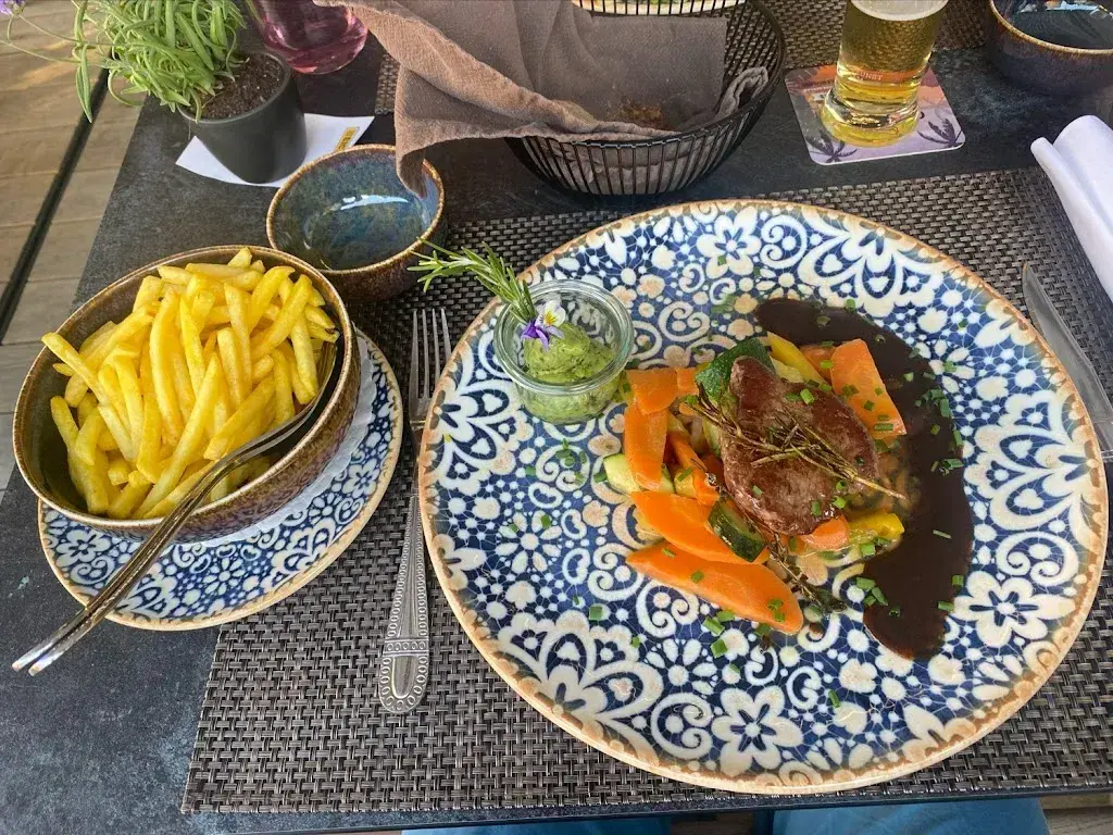 Dietrich Gref_Restaurant Adler Gersau_Gersau_avis