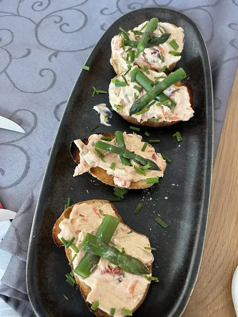 Menü_Restaurant & Cafe Schiller_Ingenbohl_Bild_8