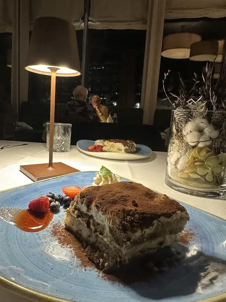 Oana Tanasa_Doppio Gusto_Pfäffikon_review