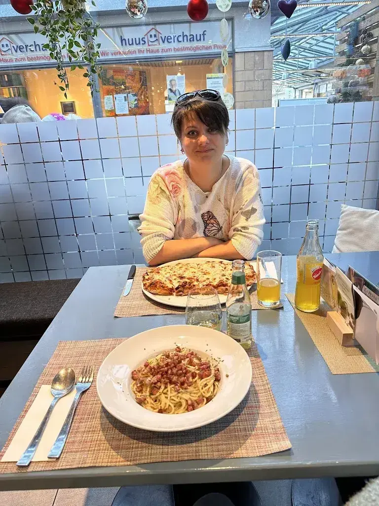 Anne Dimalanta_Bar Amalfi_Pfäffikon_recensione