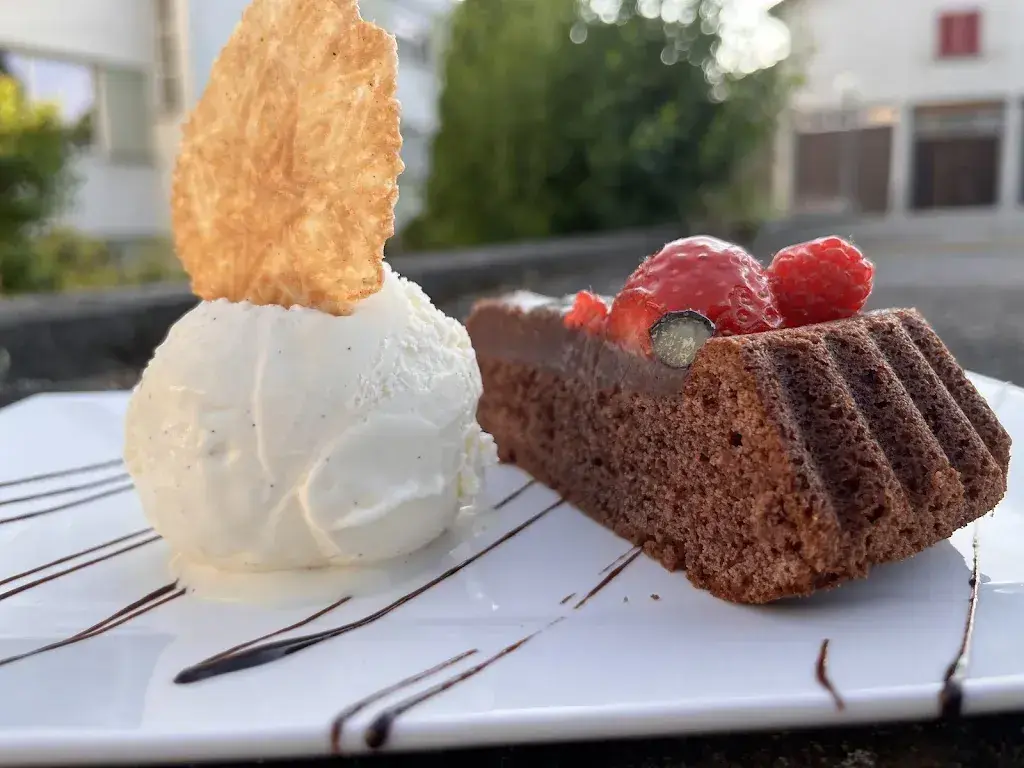 Menu_Gusto & Co. Café Restaurant Tea Lounge_Bolligen_image_5