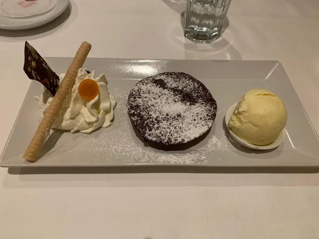 Matti Herzog_Tells Hohle Gasse_Immensee_avis