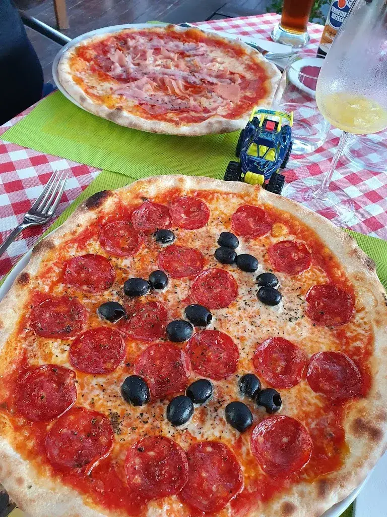 Mercédesz Mórocz_Osteria la Cantinetta_Küssnacht_avis