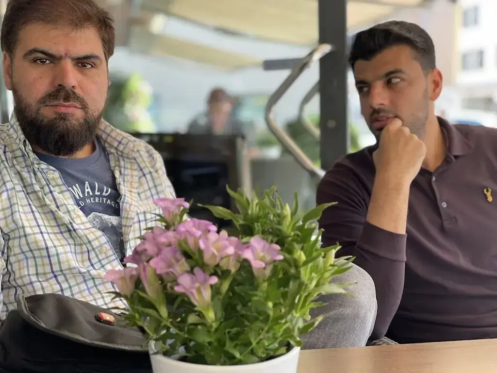 Asfand Khan_Nadia's Plaza_Küssnacht_review