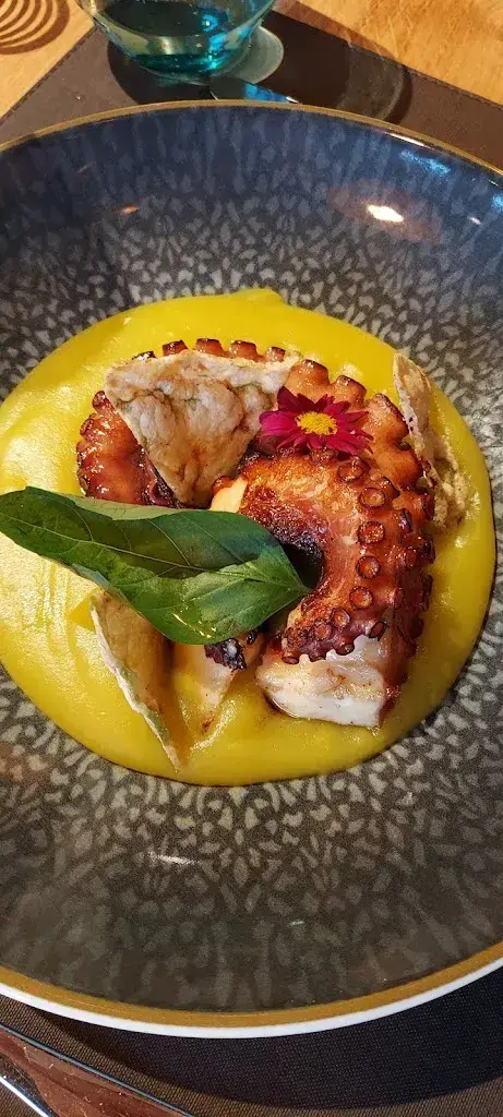 Mrs Luzanova_La Famiglia Bernapark_Stettlen_recensione