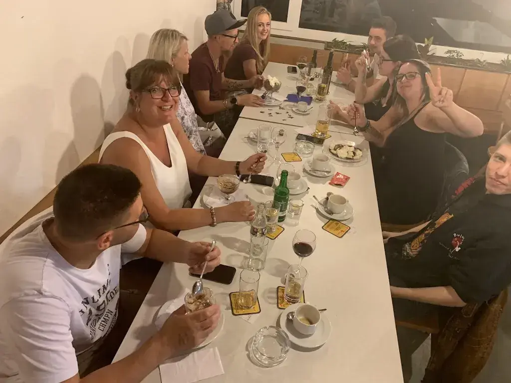 Werner “Murmeli Murmeli” Räth_Bahnhof_Wangen_recensione