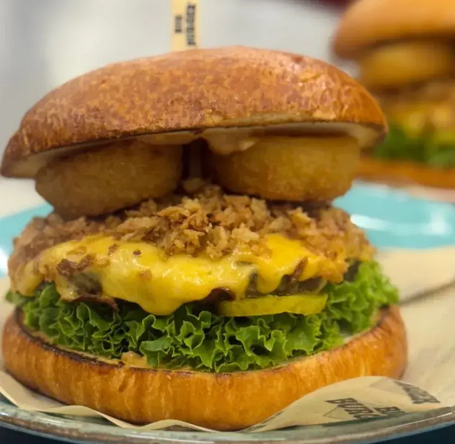 B Lutishi_Big Burger Siebnen_Siebnen_avis