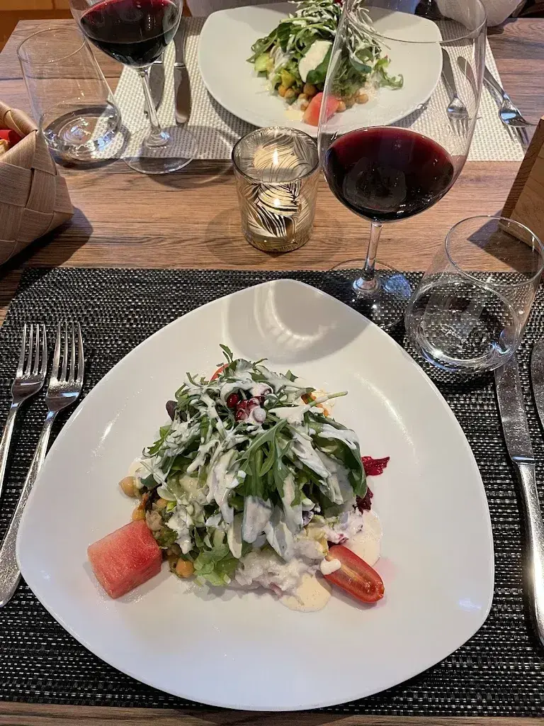 Mike S._Pereiras Schwyzerhüsli_Siebnen_review